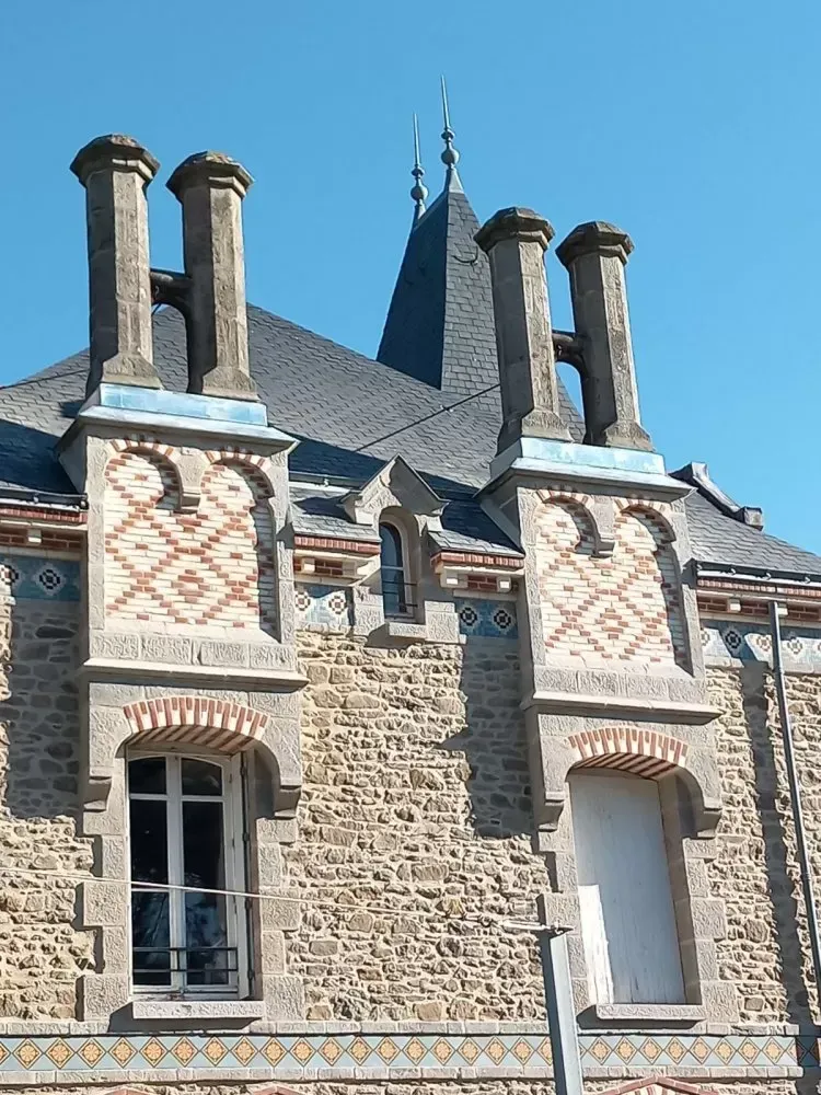 Remplacement d'entourage de cheminée en zinc